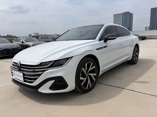 Фотография автомобиля — Volkswagen CC