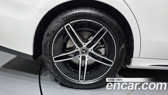 Mercedes-Benz E-Class W214 — Фото автомобиля 5