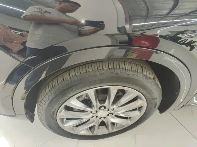 Buick Enclave — Фото автомобиля 22
