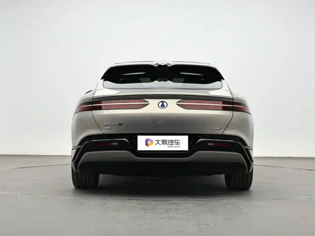 Denza Z9GT — Фото автомобиля 4