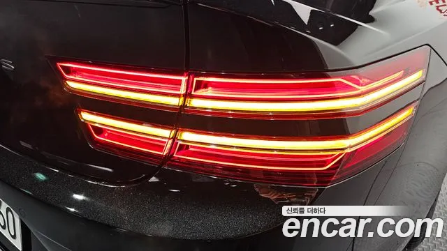 Genesis G80 Бензин 3.5 турбо AWD — Фото автомобиля 5