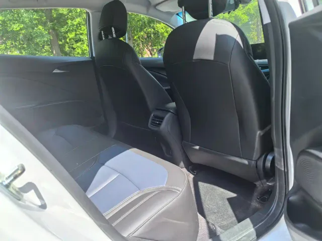 Buick Velite 6 — Фото автомобиля 5
