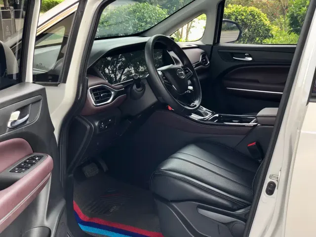 GAC Trumpchi M6 — Фото автомобиля 18
