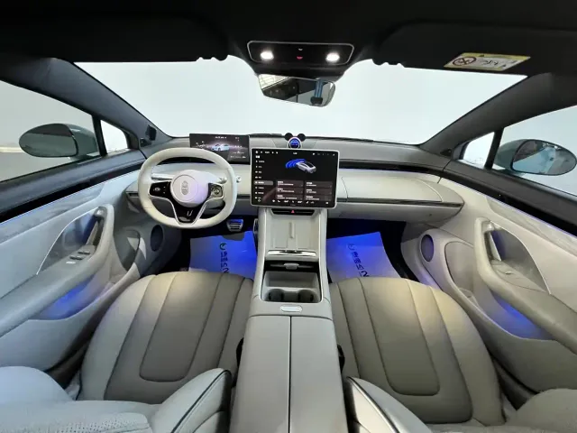 Luxeed S7 — Фото автомобиля 23