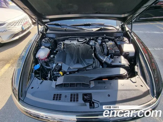 Hyundai Grandeur Grandeur (GN7) 3.5 Бензин 2WD — Фото автомобиля 19