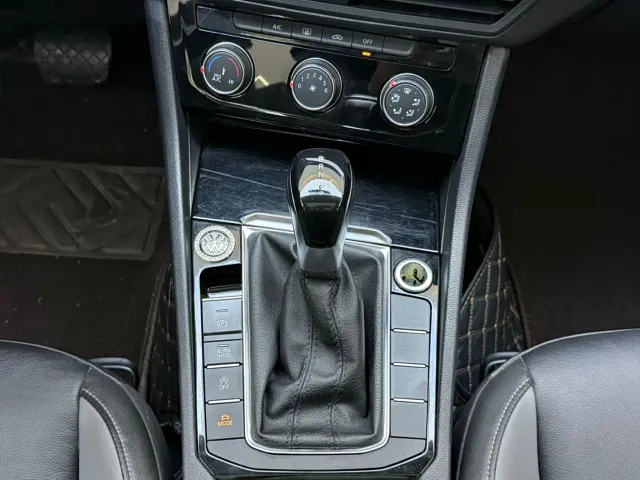 Volkswagen Sagitar — Фото автомобиля 12