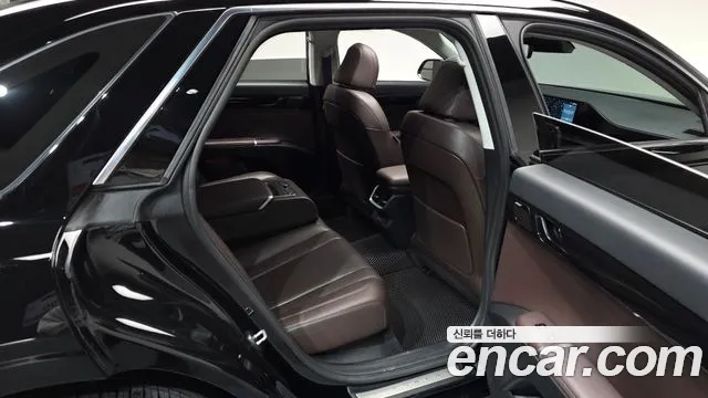 Hyundai Grandeur GN7 — Фото автомобиля 18