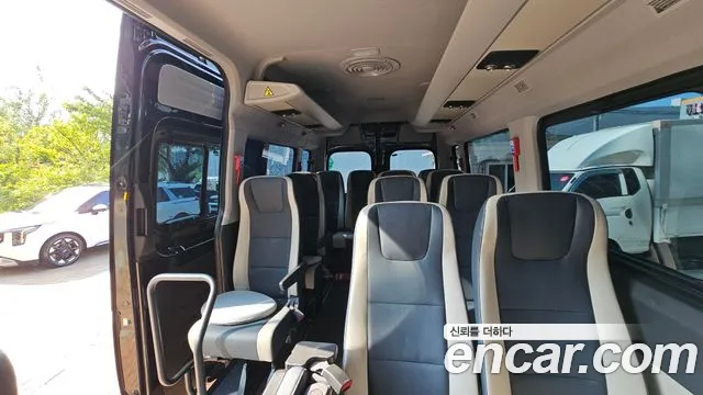 Hyundai Solati Solati 15 мест — Фото автомобиля 25