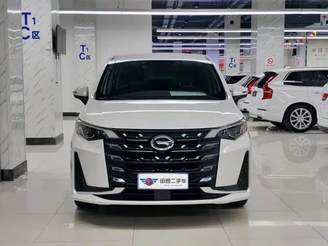 GAC Trumpchi M6 — Фото автомобиля 2