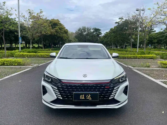 Dongfeng Yixuan MAX — Фото автомобиля 2