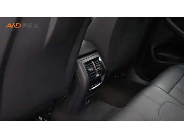 BMW X4 M40i — Фото автомобиля 9