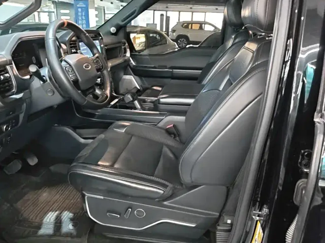 Ford F-150 Raptor — Фото автомобиля 14