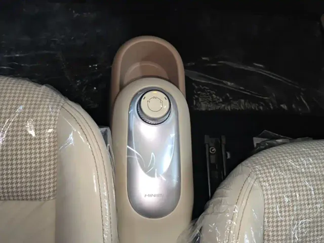 Wuling Hongguang Mini EV — Фото автомобиля 13