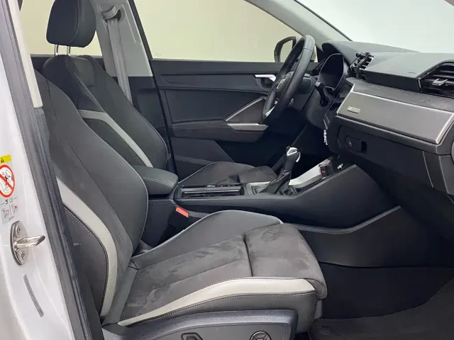 Audi Q3 — Фото автомобиля 9