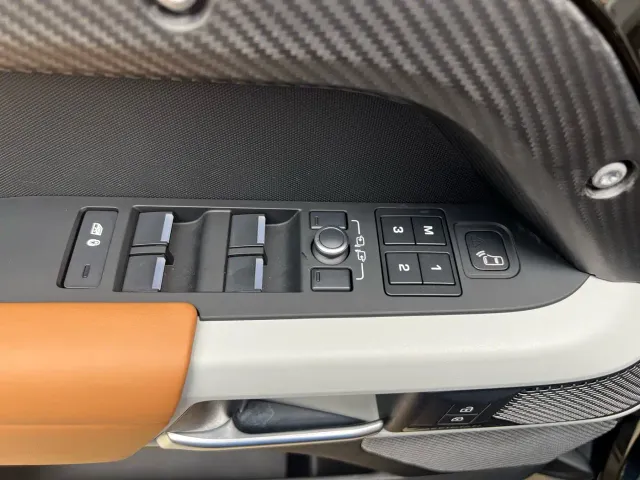 Land Rover Land Rover Defender 2021 110 P400 X-DYNAMIC HSE — Фото автомобиля 20