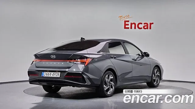 Hyundai Avante — Фото автомобиля 2