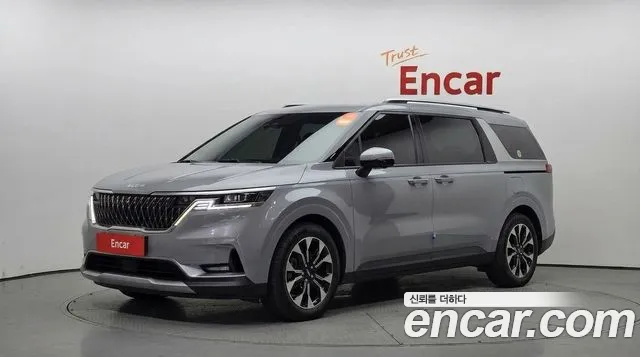Фотография автомобиля — Kia Carnival 4th Gen