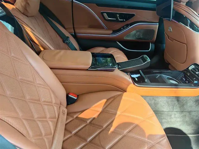 Mercedes-Benz Maybach S-Class — Фото автомобиля 14