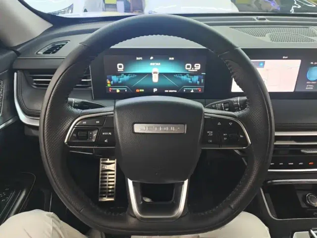 Jetour X70 Plus — Фото автомобиля 10