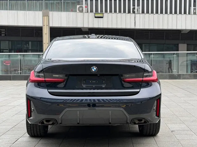 BMW 3 Series — Фото автомобиля 13