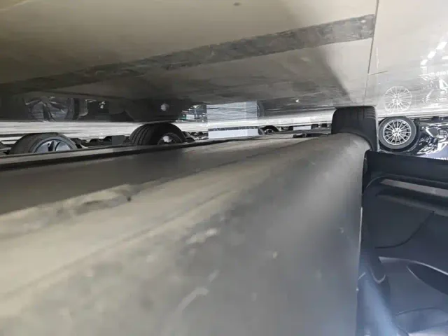 Tesla Model Y — Фото автомобиля 21