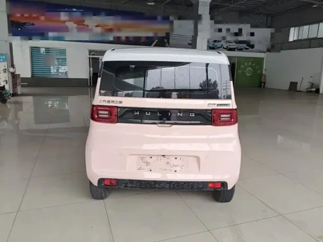Wuling Hongguang Mini EV — Фото автомобиля 5