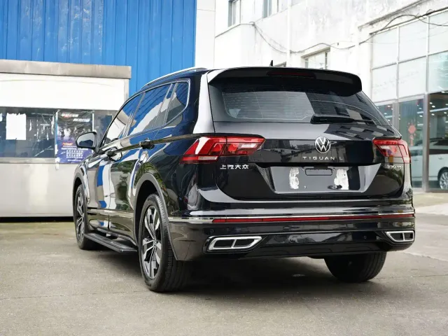 Volkswagen Tiguan L — Фото автомобиля 4
