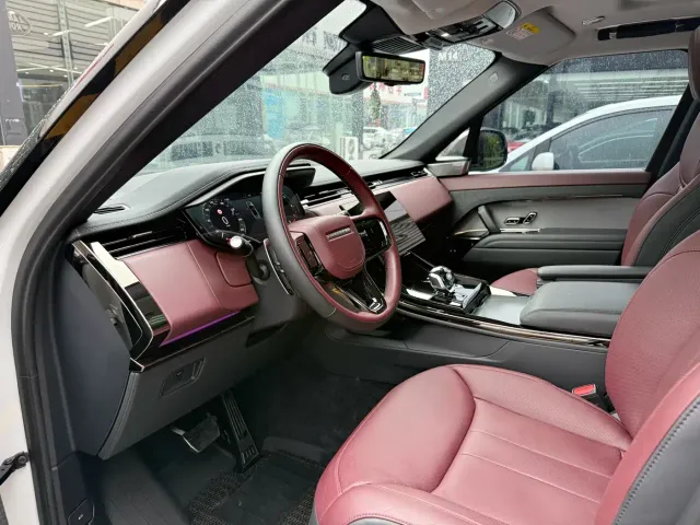 Land Rover Range Rover Sport — Фото автомобиля 8
