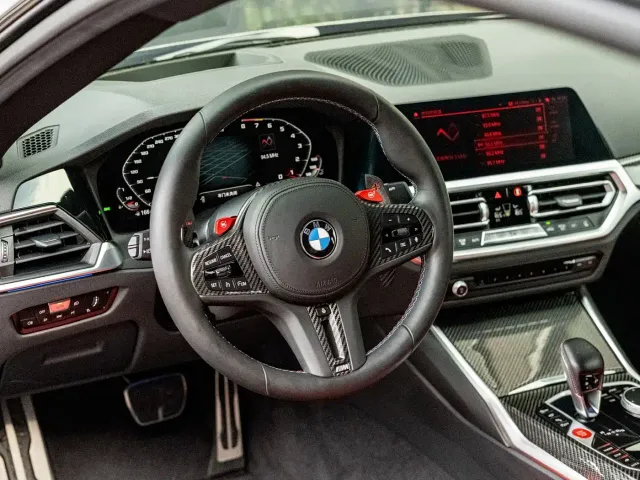 BMW M4 — Фото автомобиля 6