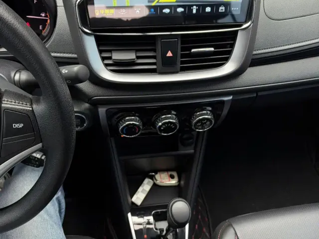 Toyota YARiS L Zhi Xuan — Фото автомобиля 11