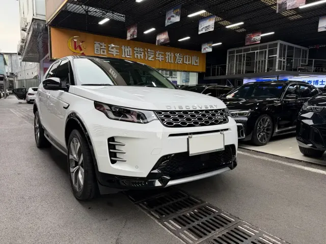 Land Rover Discovery Sport — Фото автомобиля 4