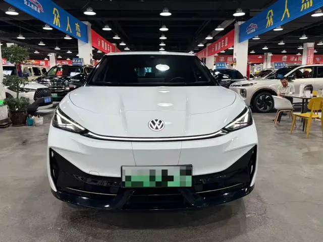 Volkswagen ID. Unyx 06 — Фото автомобиля 2