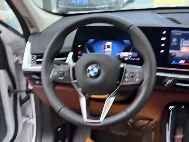 BMW X1 — Фото автомобиля 13