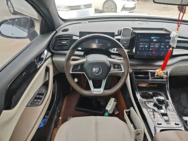 BYD Qin PLUS — Фото автомобиля 10