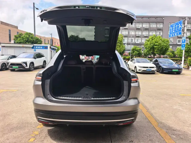 Nio EC6 — Фото автомобиля 10