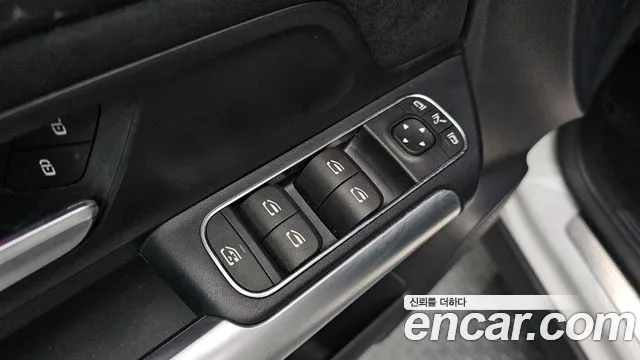 Mercedes-Benz GLA-Class H247 — Фото автомобиля 23