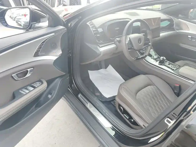 BYD Han — Фото автомобиля 15