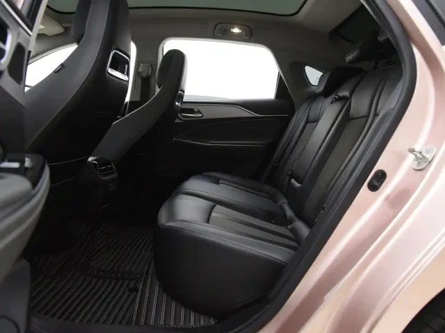 GAC Aion S Plus — Фото автомобиля 7