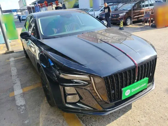 Hongqi H5 — Фото автомобиля 3