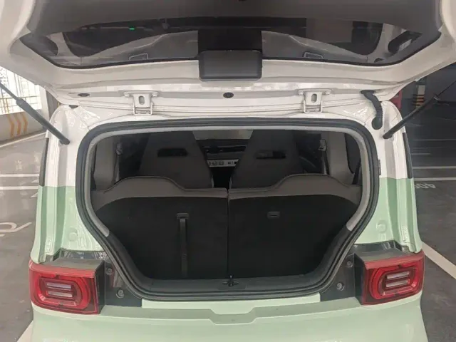 Wuling Hongguang Mini EV — Фото автомобиля 15