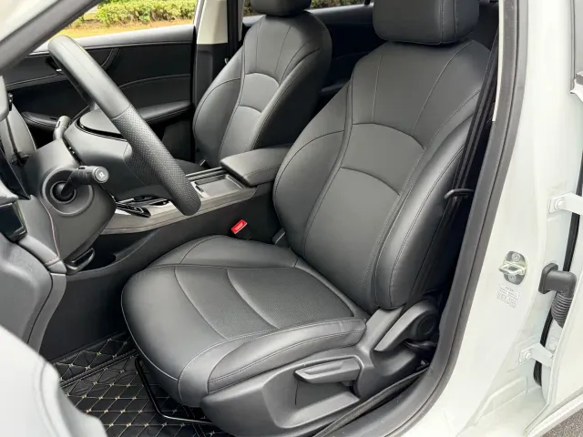 Roewe i5 — Фото автомобиля 7