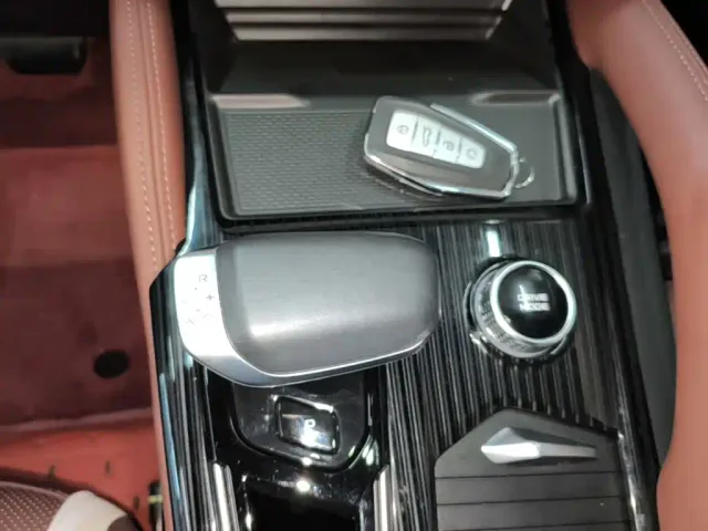 Geely Xingyue L — Фото автомобиля 13