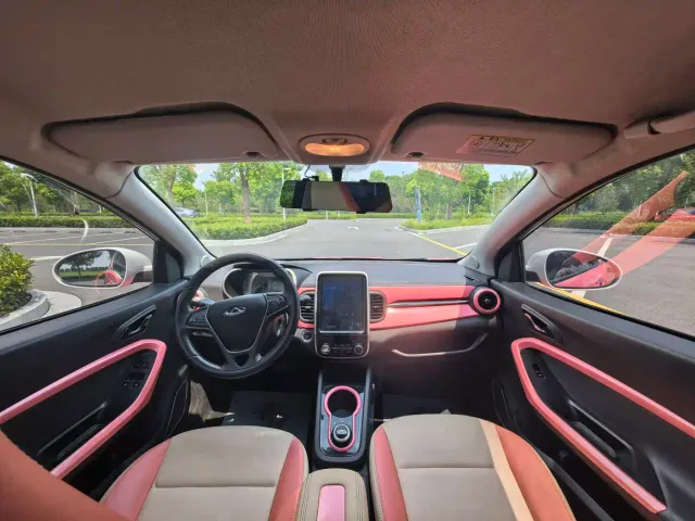 Chery eQ1 — Фото автомобиля 11