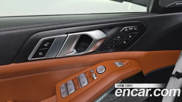 BMW X7 — Фото автомобиля 25