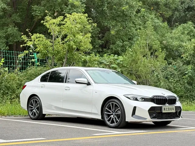 BMW 3 Series — Фото автомобиля 3