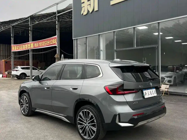 BMW X1 — Фото автомобиля 4