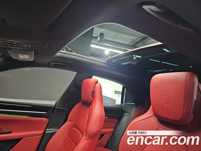 Porsche Macan — Фото автомобиля 13