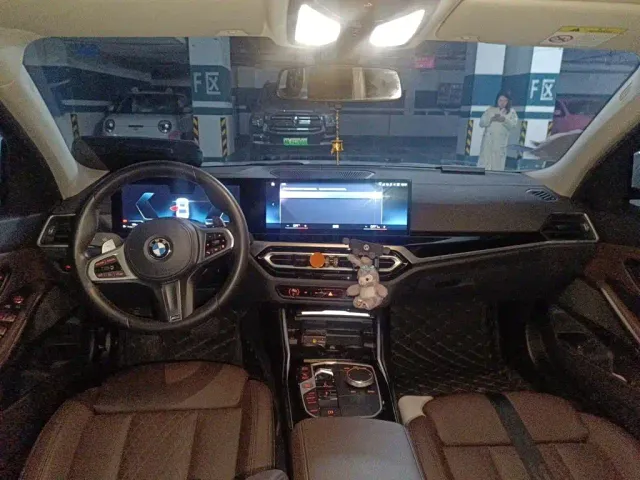 BMW 3 Series — Фото автомобиля 19