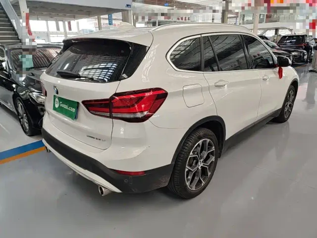 BMW X1 — Фото автомобиля 6