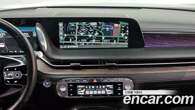 Genesis G90 Бензин 3.5 турбо AWD — Фото автомобиля 12